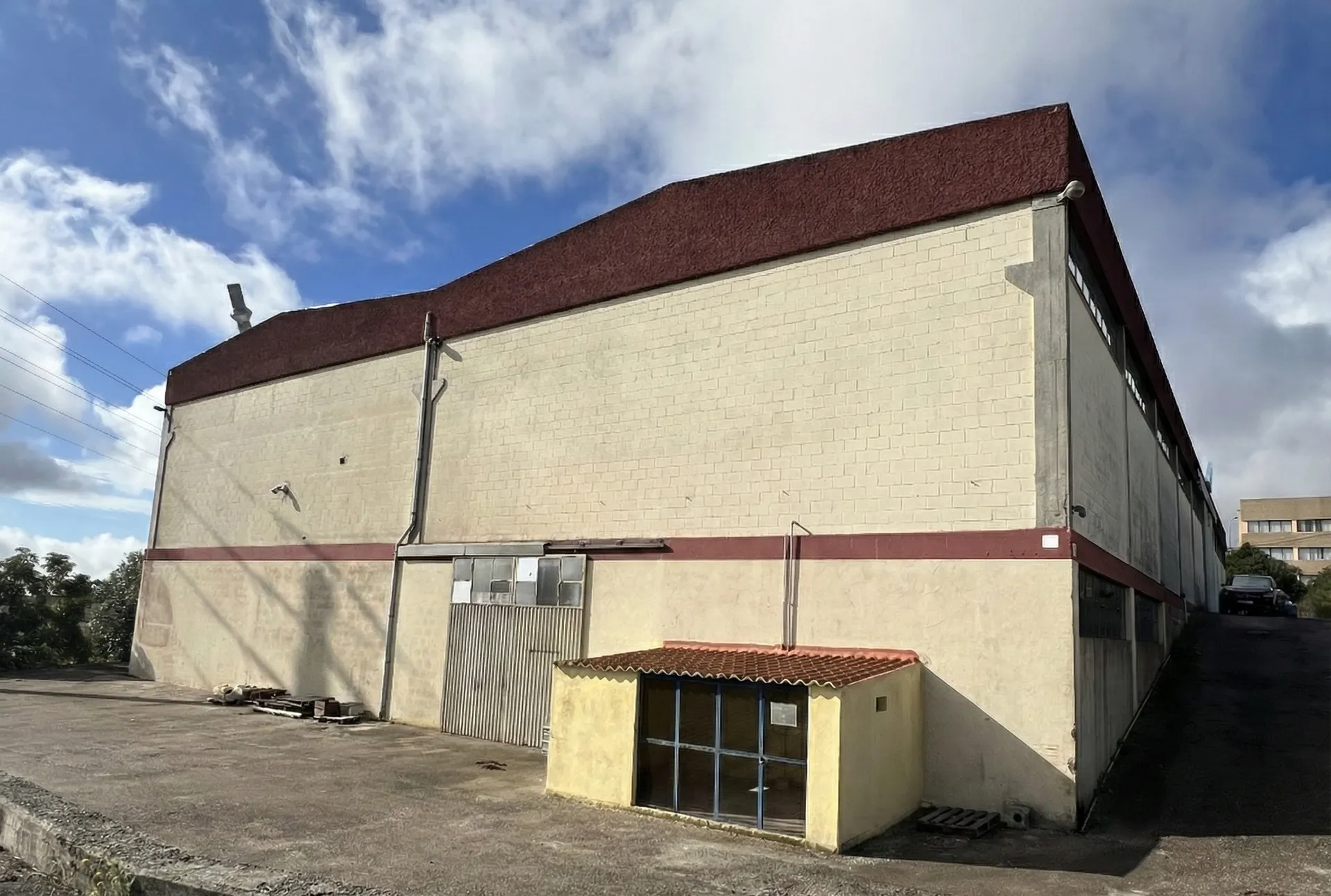 Rua Projetada à Estrada das Palmeiras 3 3